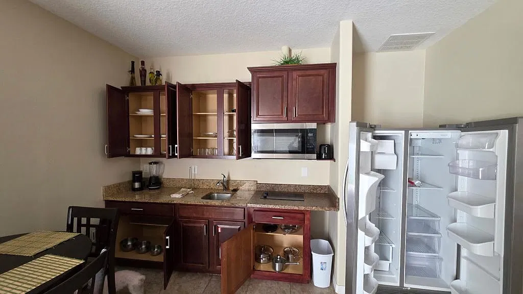 1898 Rustic Falls Dr — Photo 3