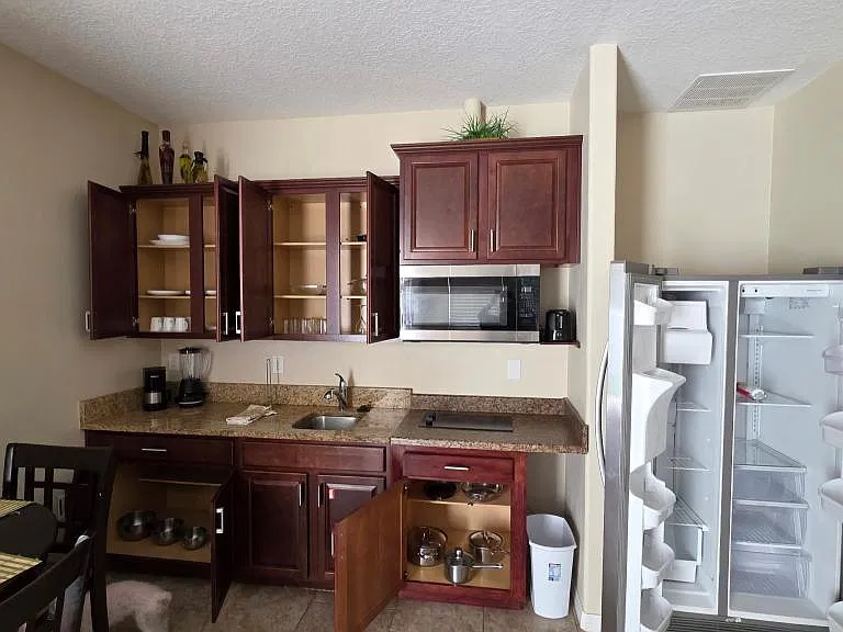 1898 Rustic Falls Dr — Photo 3