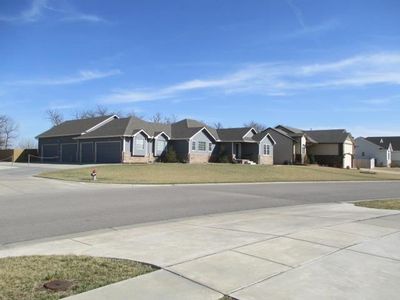 2102 S Cranbrook St, Wichita, KS, 67207