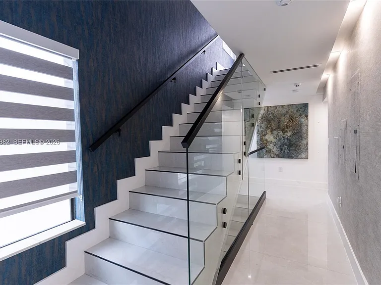 5601 N Ocean Dr — Photo 27