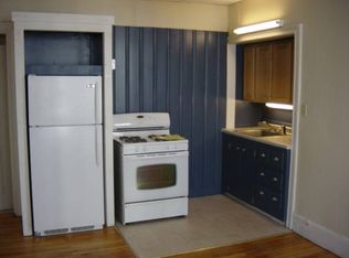 169 Neal St APT 1, Portland, ME 04102