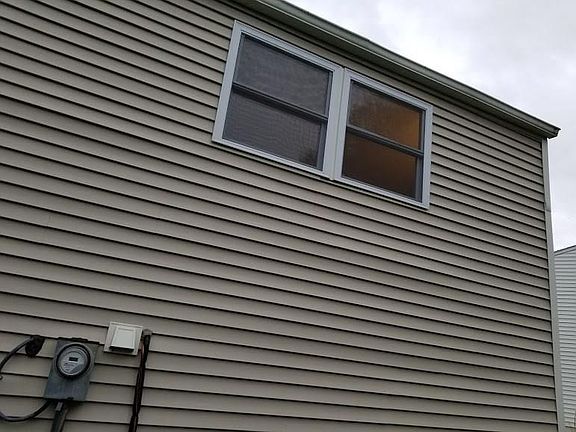 3rd image of 121 Cranberry Dr