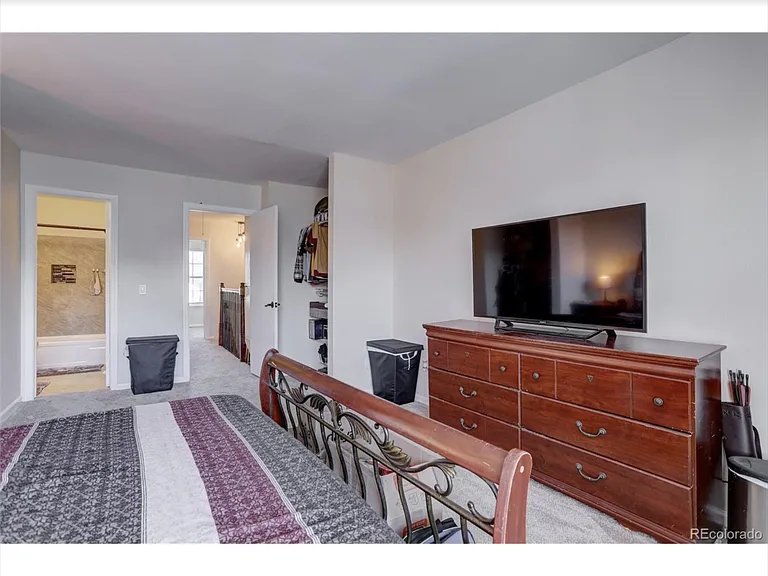 1662 S Blackhawk Way #D — Photo 13