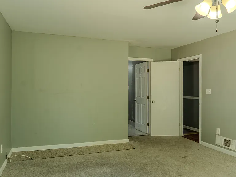 1616 Drayton Woods Dr — Photo 36