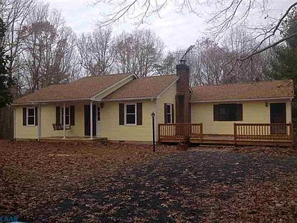 526 Beals Ln photo 1