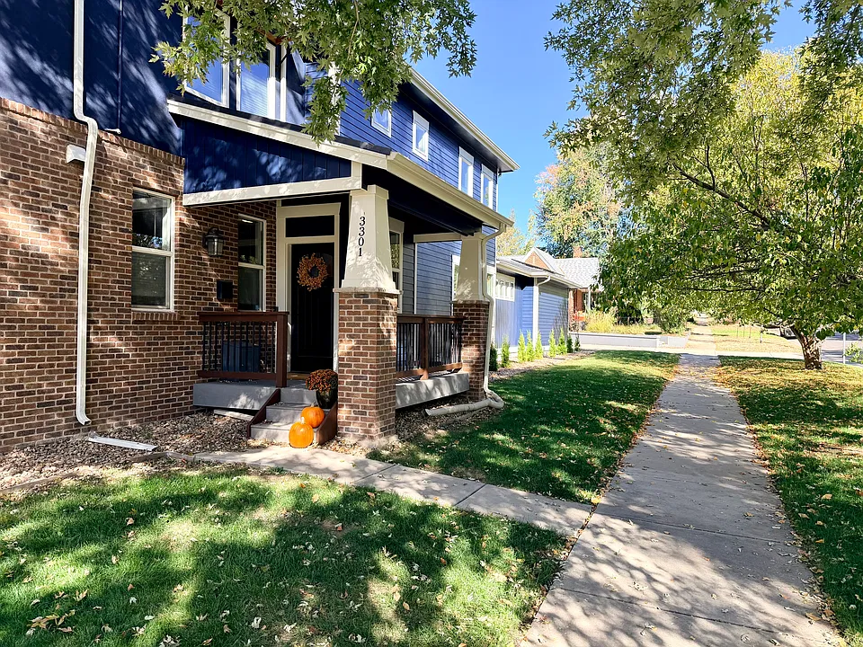 3301 W 24th Ave