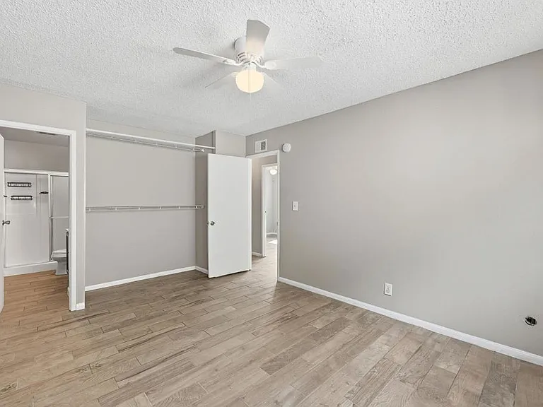 2825 College Blvd #2825 — Photo 22