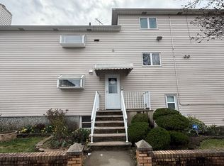 3 Rockne St #2, Staten Island, NY 10314
