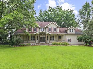 5121 Hill Top Rd, Fitchburg, WI 53711