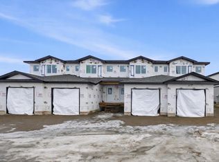 77 Willow Rd, Blackfalds, AB T4M0J2