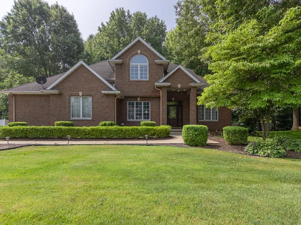 1400 Silver Creek Pl, Saint Joseph, MI 49085