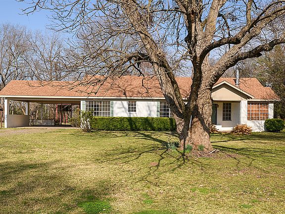 3rd image of 13040 Adger Rd