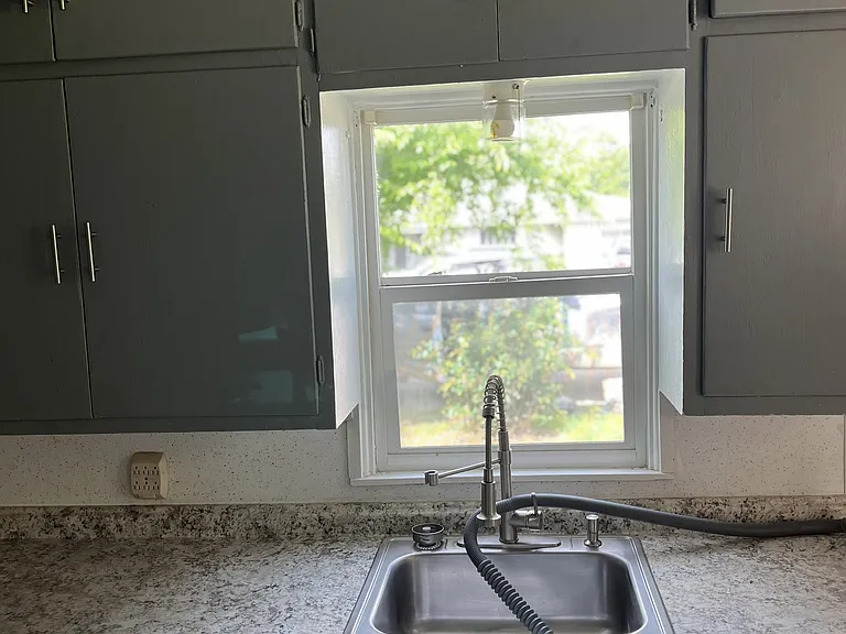 213 Wade St — Photo 11