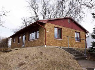 1801 Adams St, Quincy, IL 62301