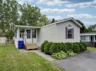 267 Sunset Dr, Holley, NY 14470
