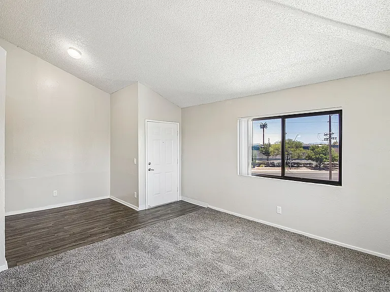 Ventura Villas — Photo 32