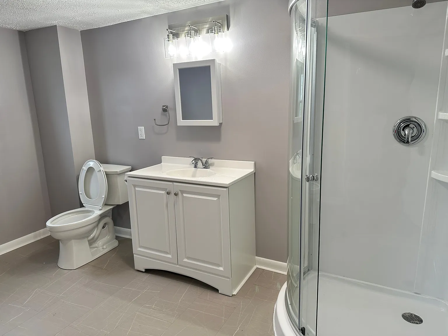 2 bed, 1.5 bath, 1000 sqft, $1,250 — Photo 1