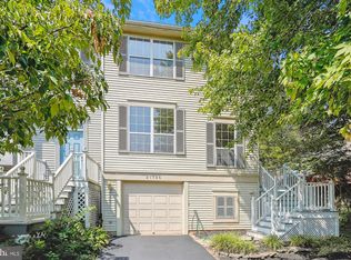 21785 Goldstone Ter, Sterling, VA 20164