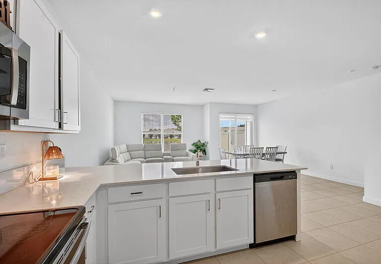 6933 N Harbours Edge Ave — Photo 14