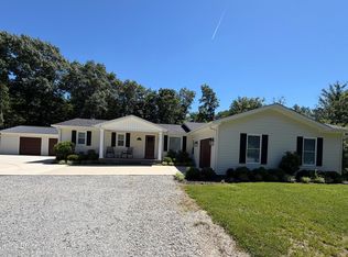 336 Gonza Clark Ln, New Haven, KY 40051