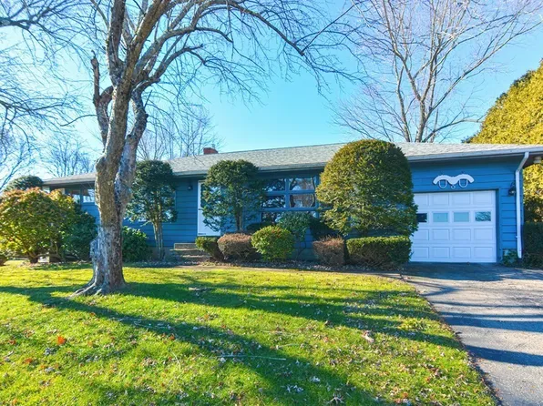 36 Highland St, Milford, MA 01757