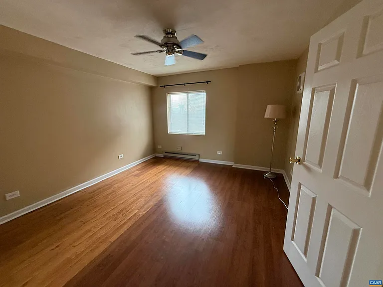 1800 Jefferson Park Ave #310 — Photo 8
