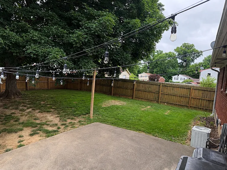 5505 Crosswood Ct — Photo 14