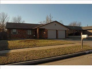 5th image of 1017 S Morgan Dr