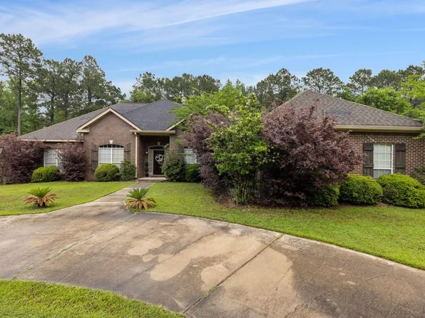 42 Stonegate Dr, Hattiesburg, MS 39402