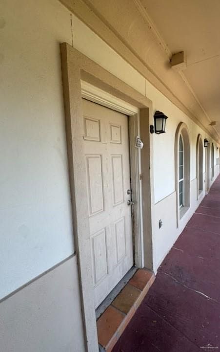 1st image of 609 Buena Vista Dr APT 8