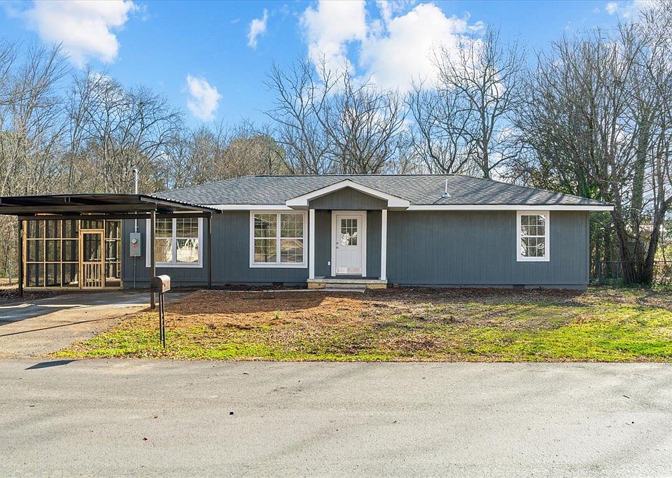 408 Regal Dr, Tunnel Hill, GA 30755 | Zillow