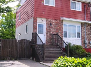 24 Shrewsbury Rd, Halifax, NS B2V 1R7