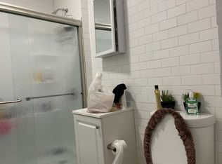 8657 S Commercial Ave #2, Chicago, IL 60617