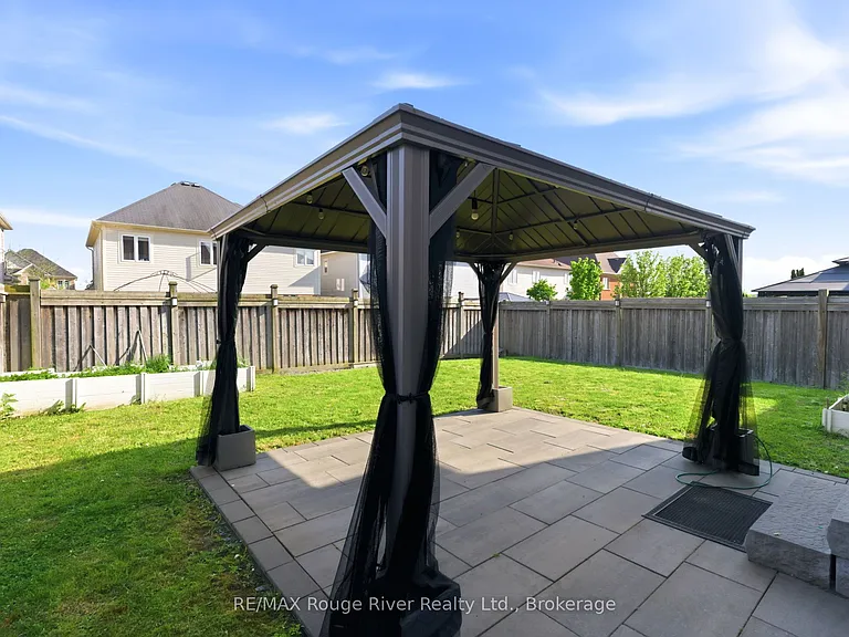 138 Kersey Cres — Photo 49