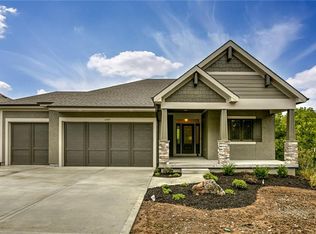 22064 W 99th Ter, Lenexa, KS 66220