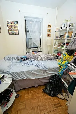 Rented by Universal Realty Group | media 14