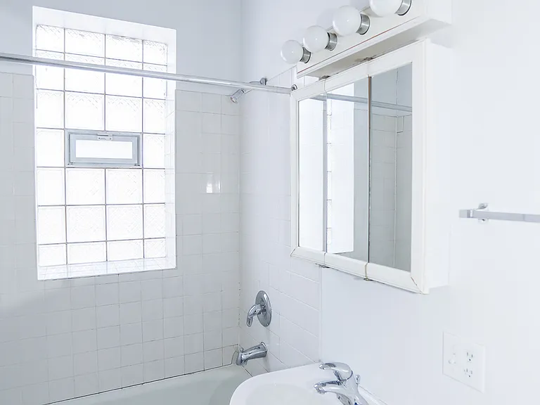 1424 W Farwell Ave #3S — Photo 7