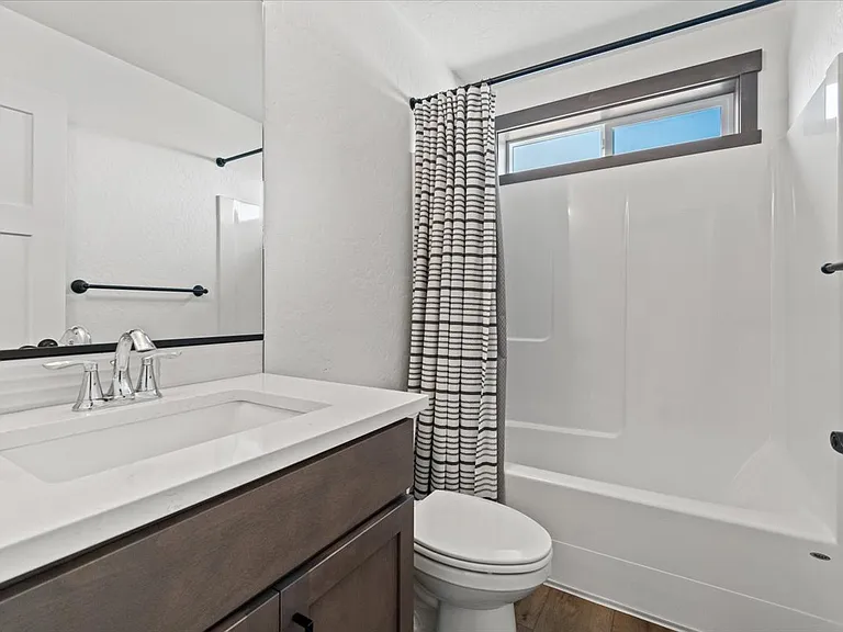 316 W Grange Ave — Photo 20