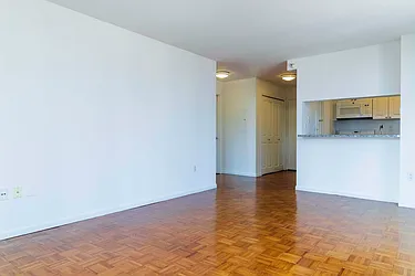 Rented by Addison Property Group