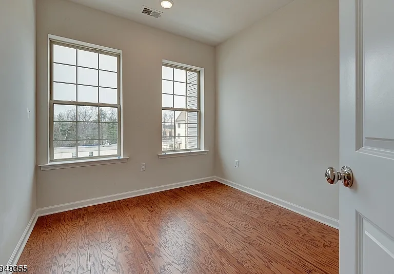 15 Braeburn Ct — Photo 11