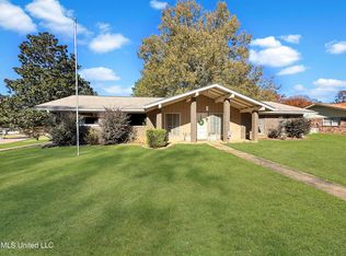 2522 Jennifer Dr, Pearl, MS 39208