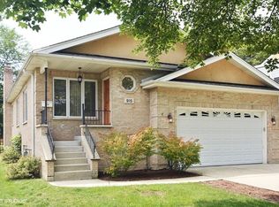 915 E Prairie Ave, Des Plaines, IL