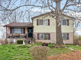 1002 S Mabel St, Springfield, TN 37172