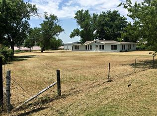 329 Butler Point Rd, Graford, TX 76449