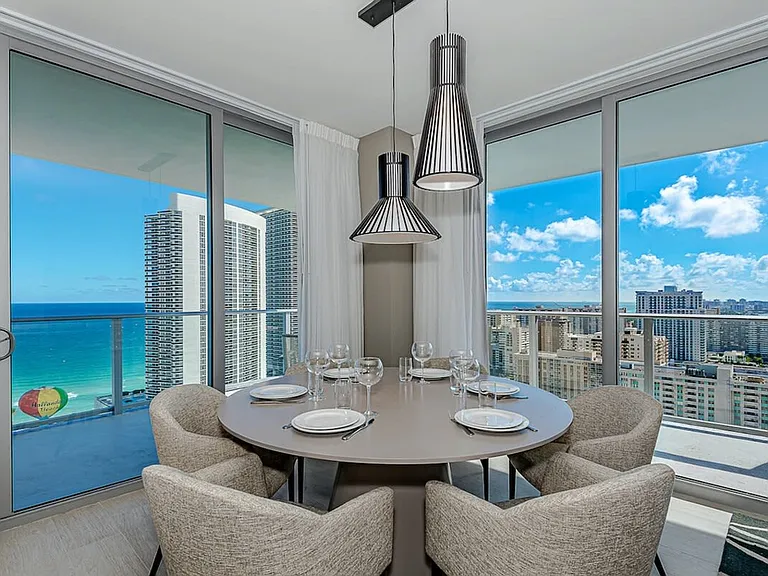 4010 S Ocean Dr #ID1227247P — Photo 3