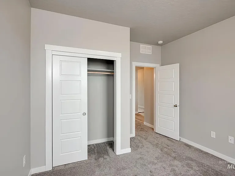 6007 W Kalamata St — Photo 5
