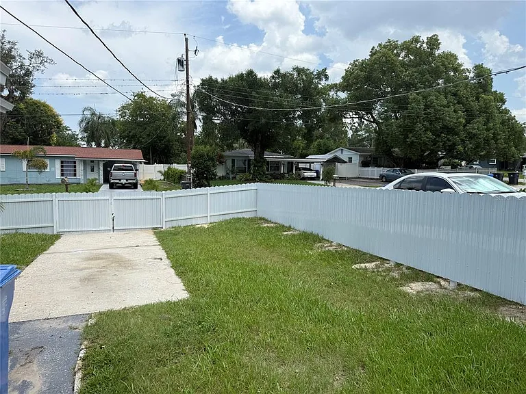 7015 Filbert Ln — Photo 44