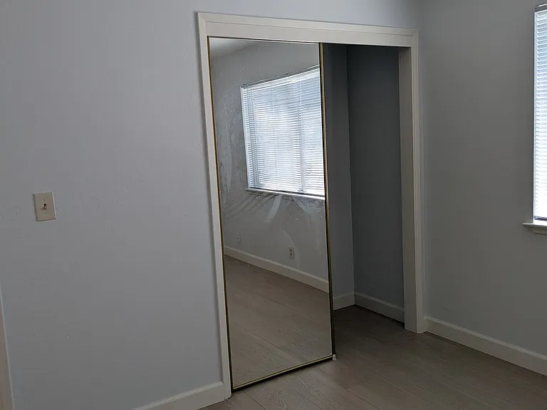 263 Waverly St #2 — Photo 13