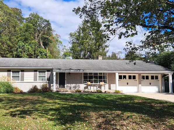 48 Denison Ct, Granville, OH 43023