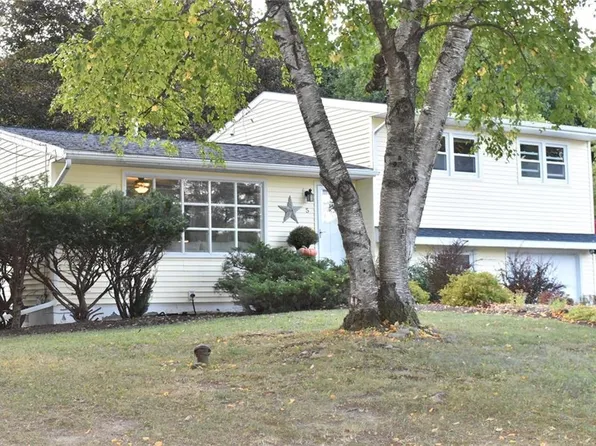 5 Haverhill Pl, Syracuse, NY 13214